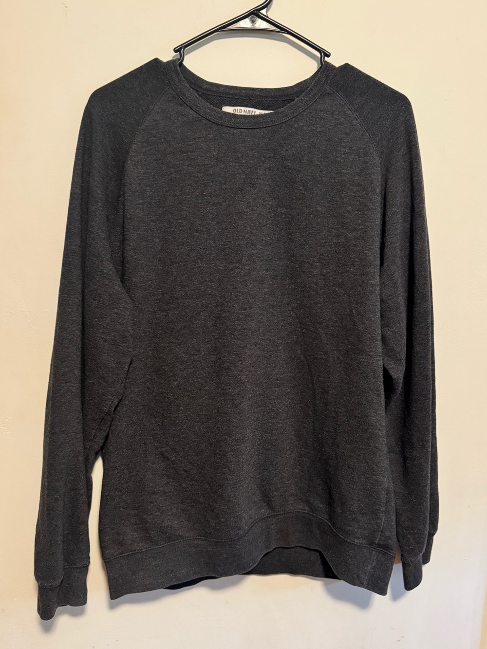 Old Navy Men's Dark Gray Crewneck Sweater